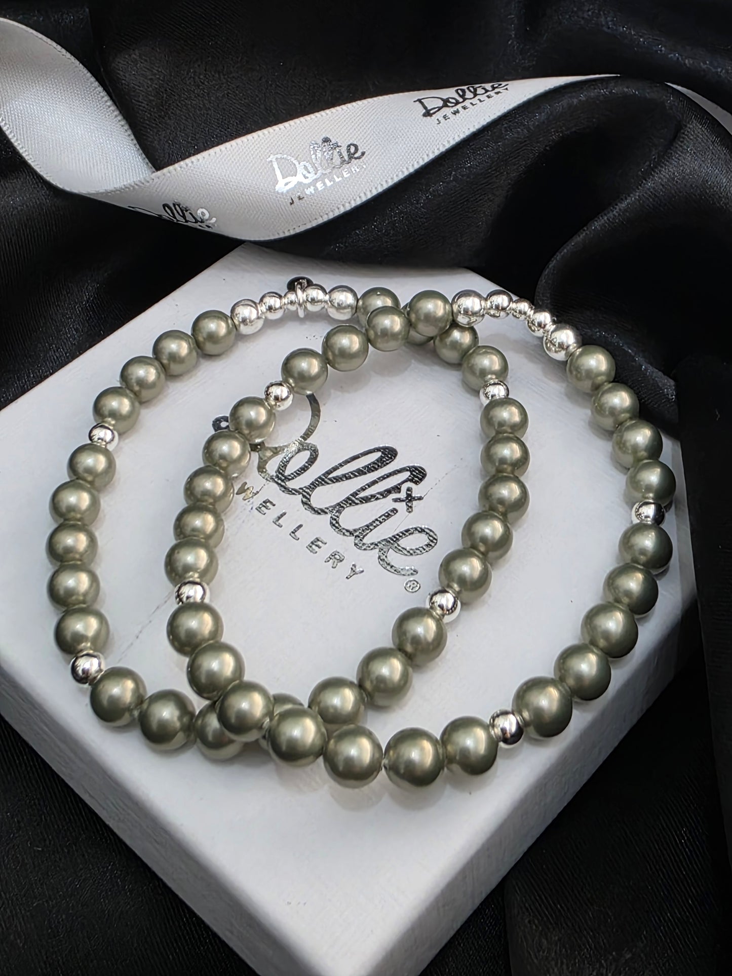 Sage Green Pearl Bracelet