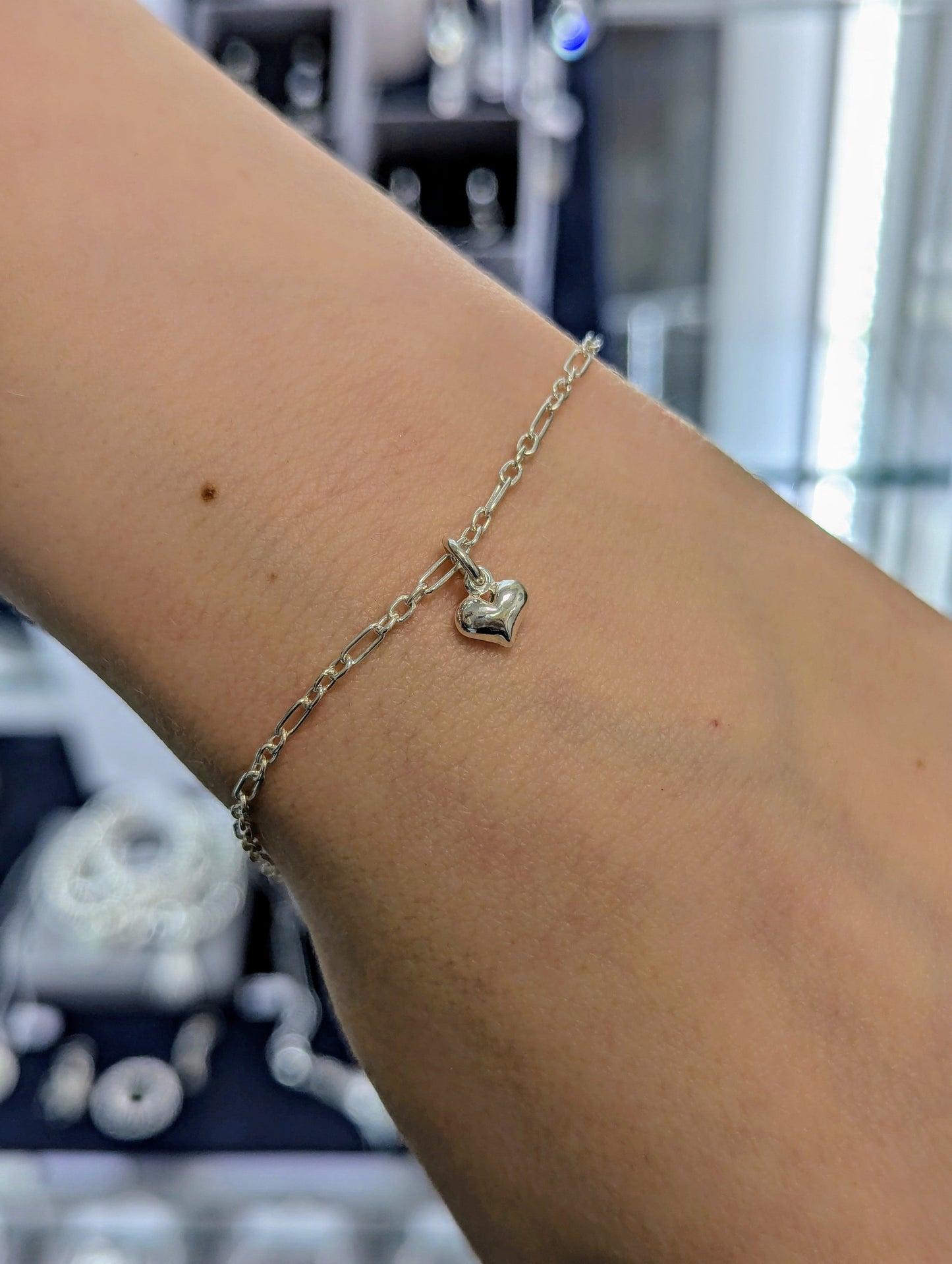 Dainty Puffed Heart Bracelet