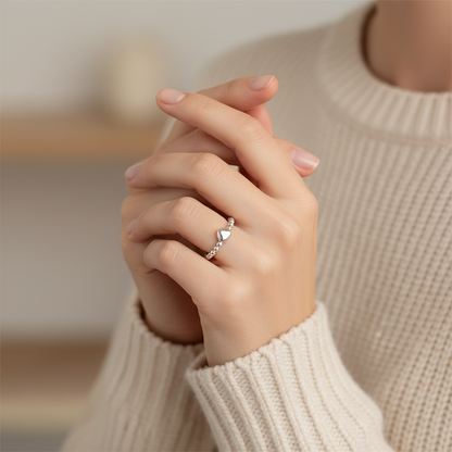 Dinky Heart Ring
