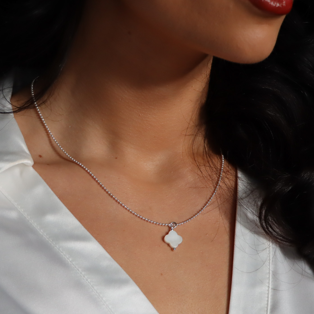 Mother of Pearl Clover Necklace