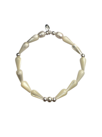 Mother of Pearl Teardrop Bead Bracelet