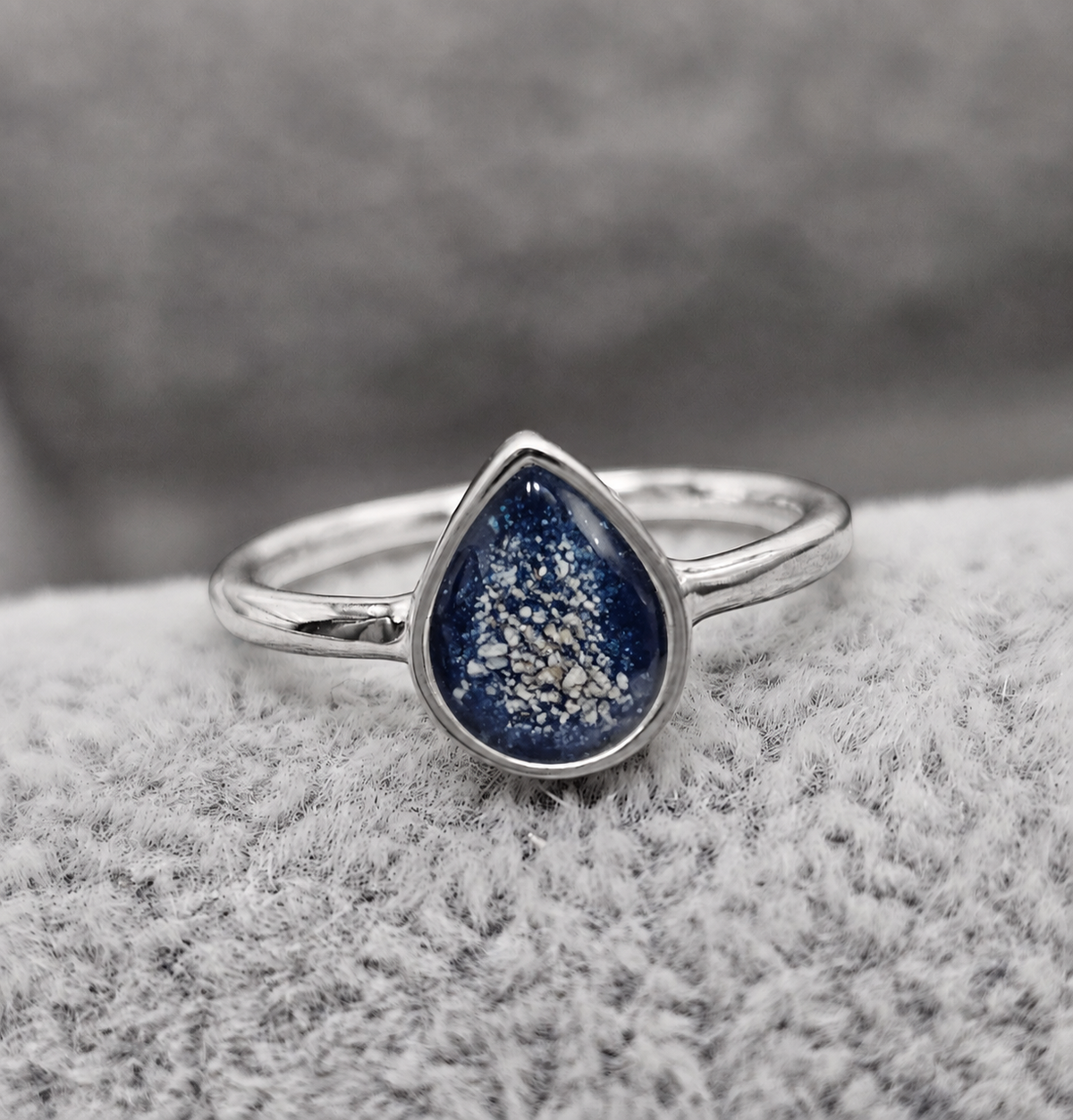 Teardrop Ashes Ring