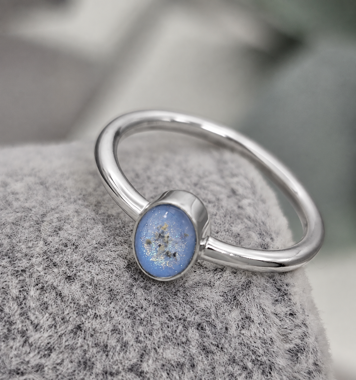 Oval Ashes Ring