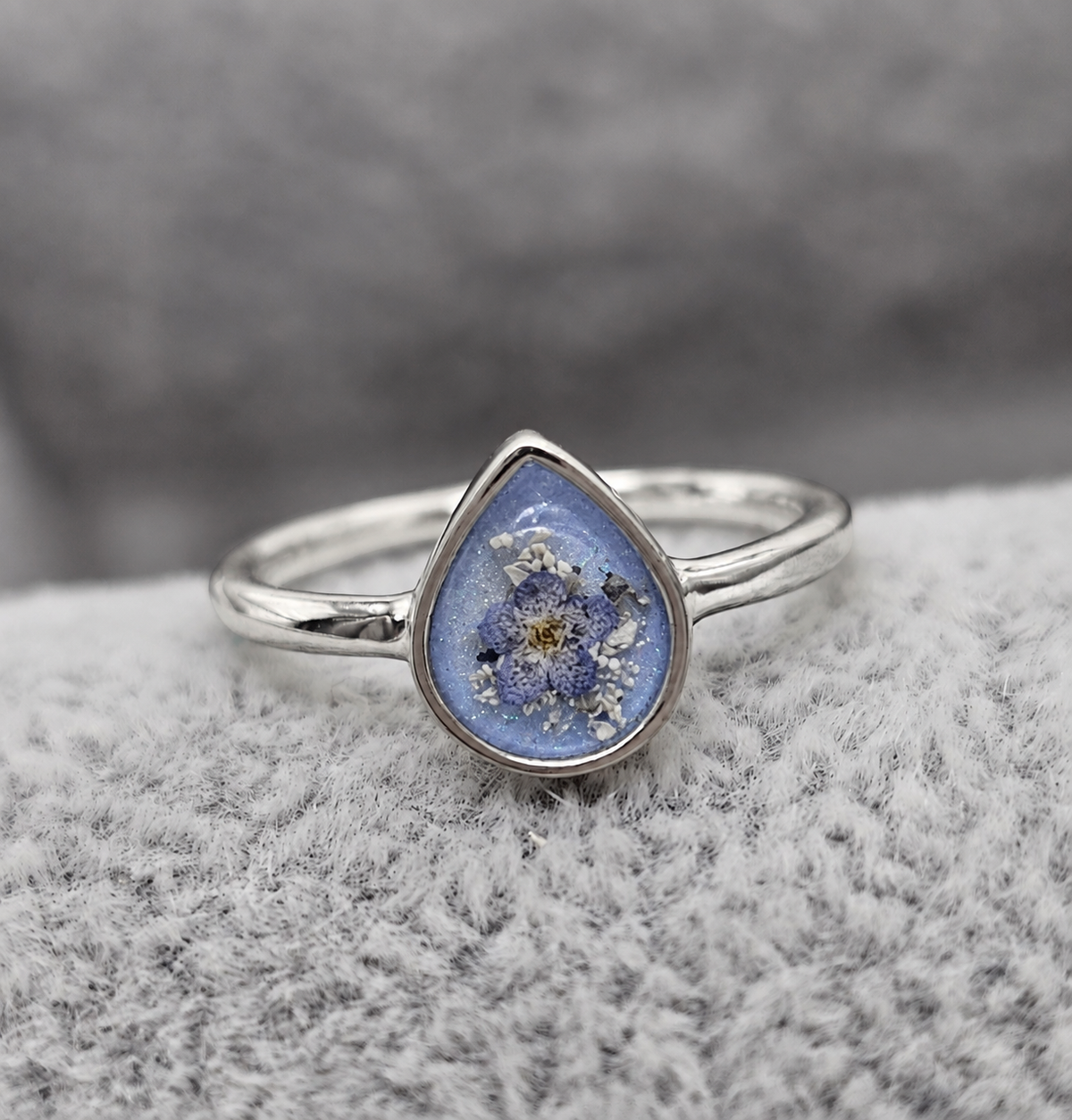 Teardrop Ashes Ring
