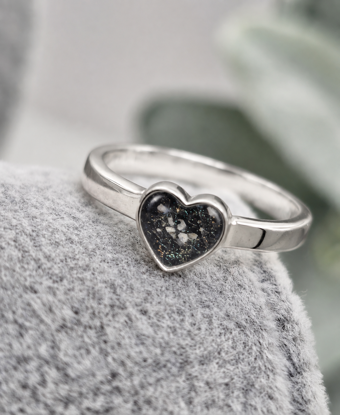 Heart Ashes Ring