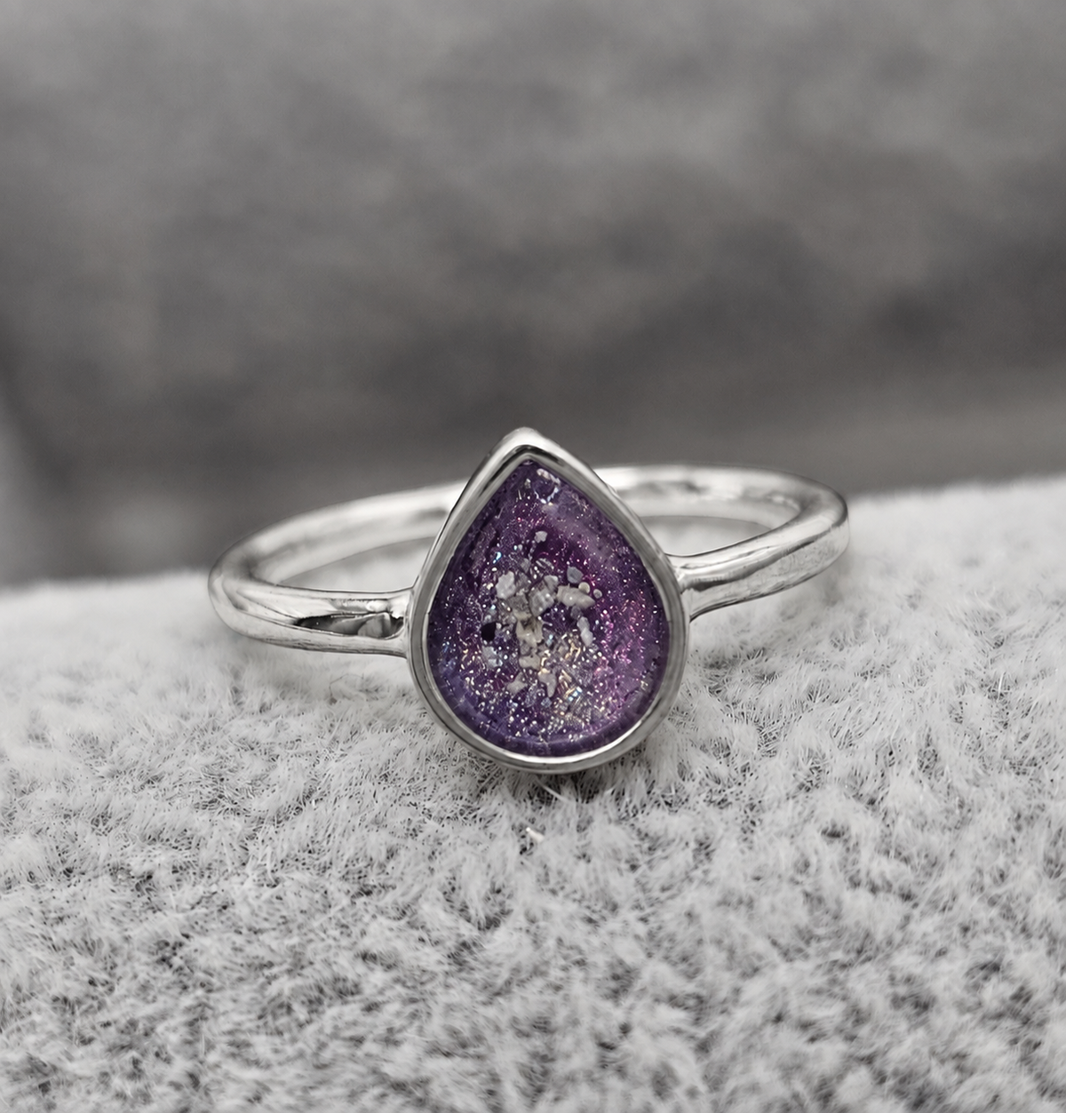 Teardrop Ashes Ring