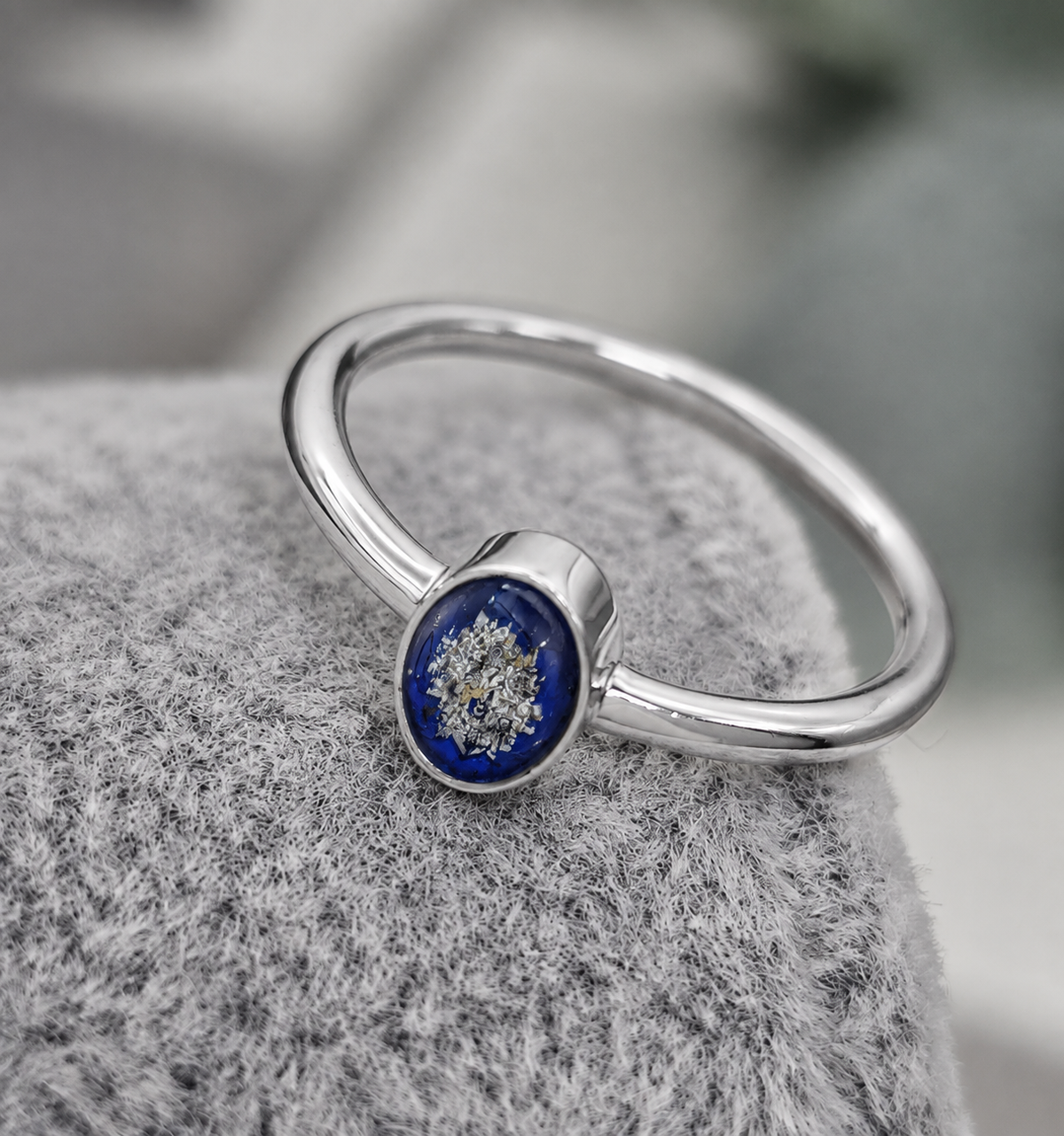 Oval Ashes Ring