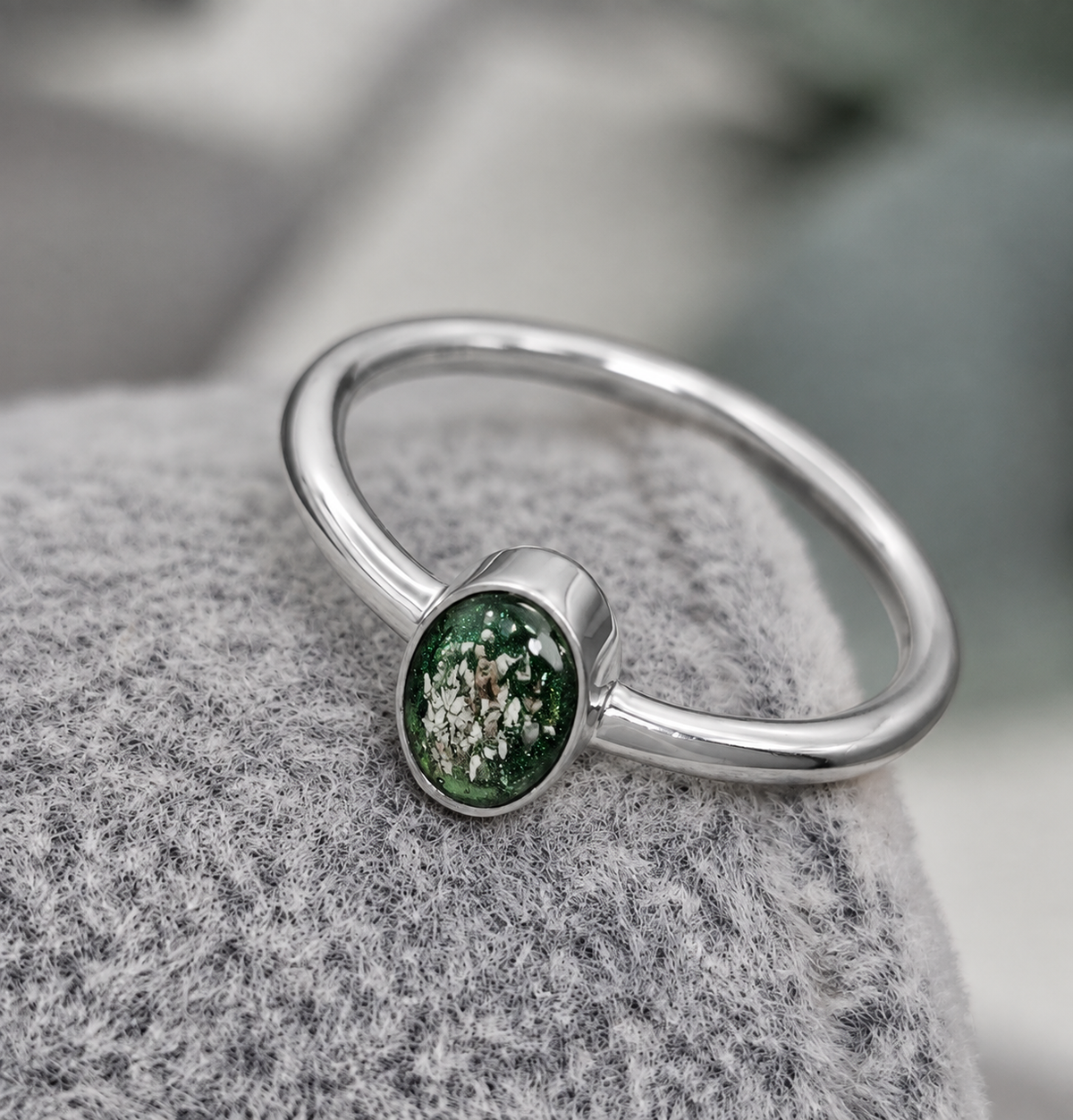 Oval Ashes Ring
